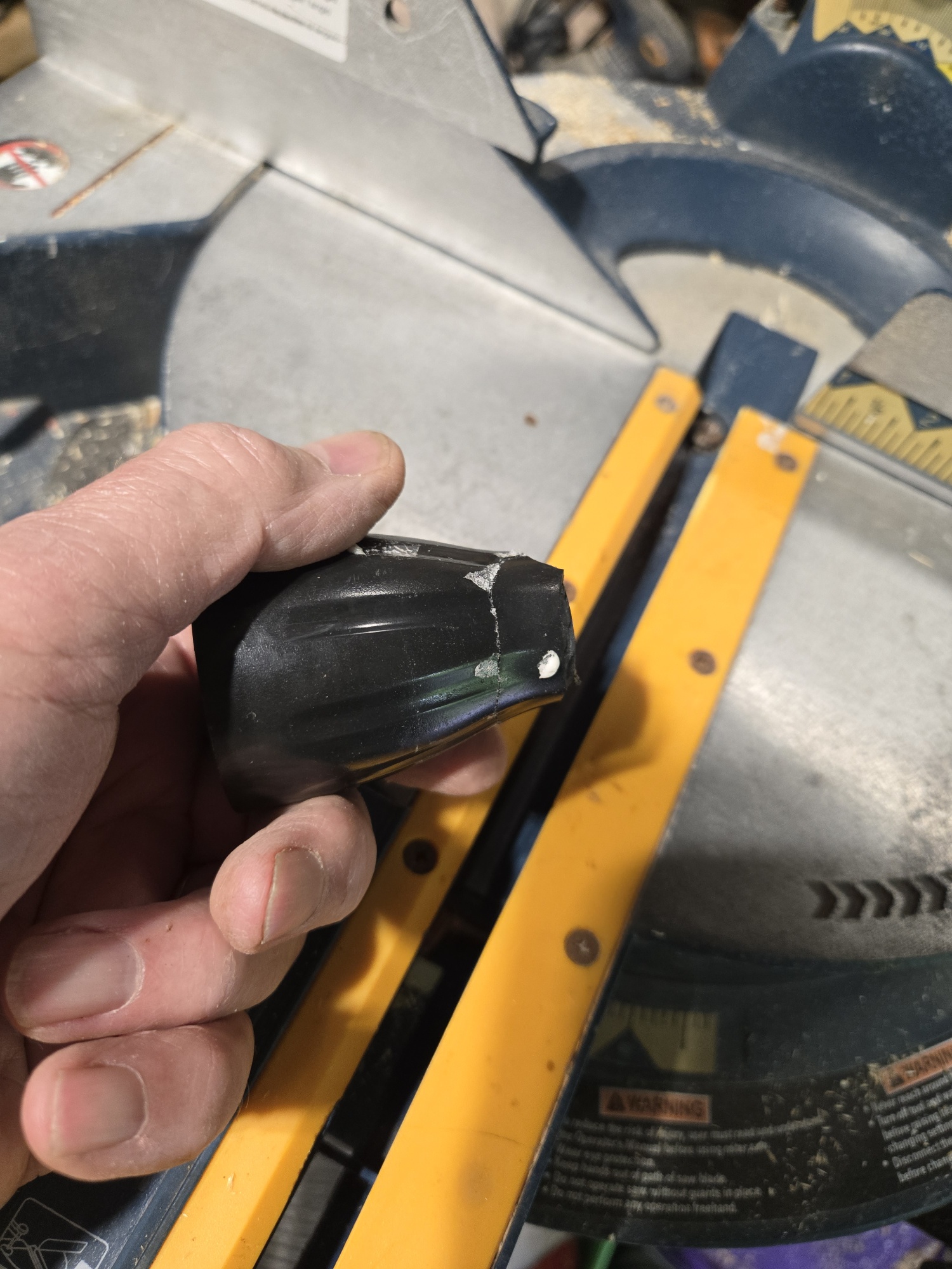 Horizontal Mitre Lock Handle Broken